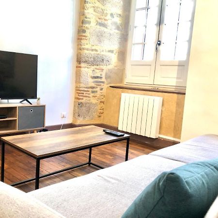 Appartement De Charme Dans Le Quartier Historique ทูล ภายนอก รูปภาพ